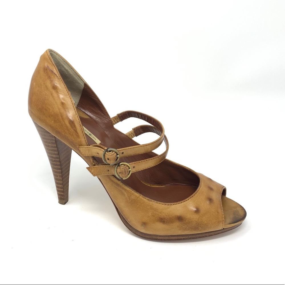 MAX STUDIO saddle brown heeled sandals sz 6 EUC